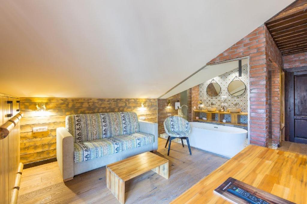Maggie'S Ranch Hotel Rîşnov Екстериор снимка