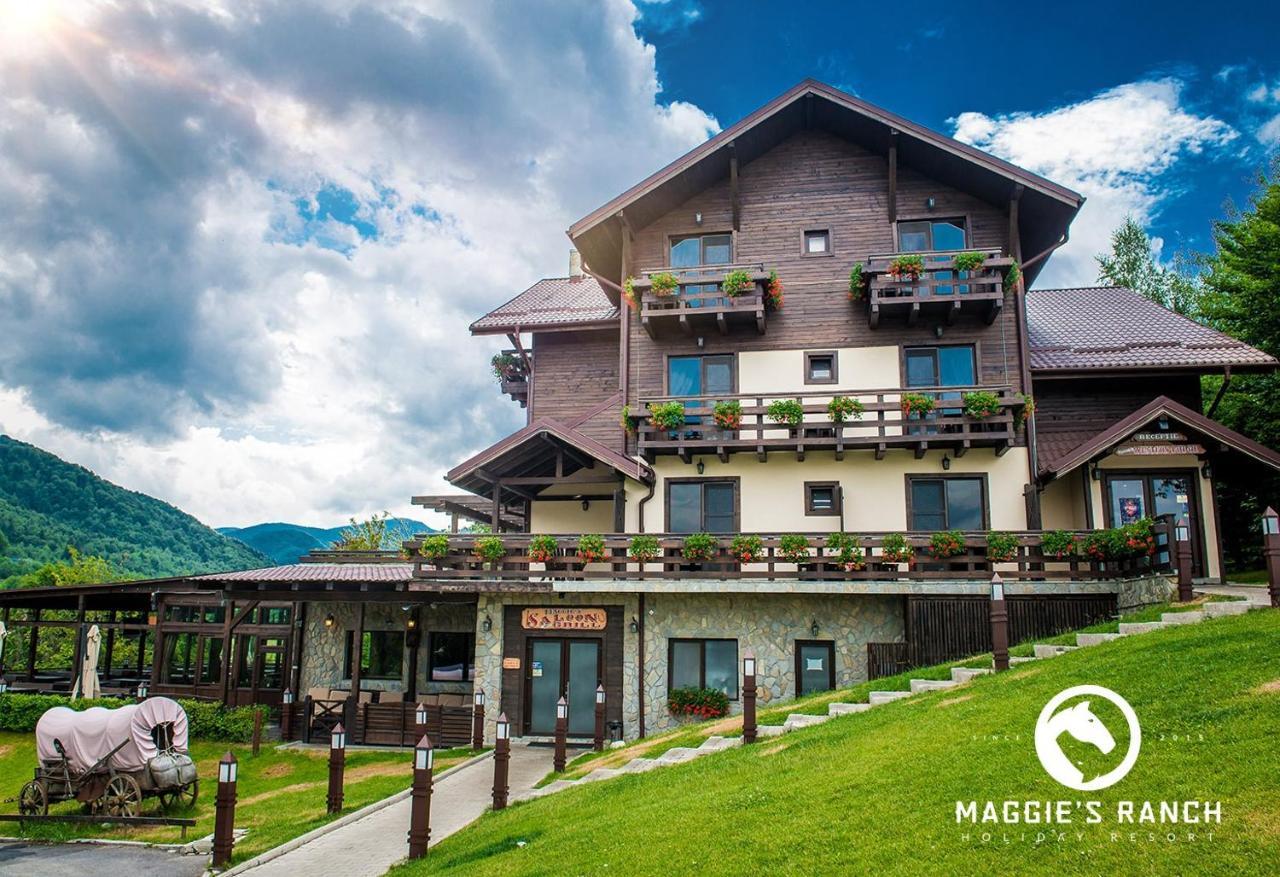 Maggie'S Ranch Hotel Rîşnov Екстериор снимка